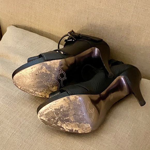 Charles David Double Strap Platform Stiletto’s - Picture 13 of 14